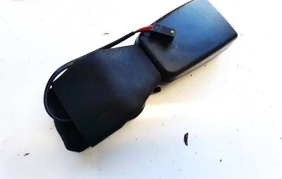 BMW 5 F10 F11 Rear seatbelt buckle 724327503