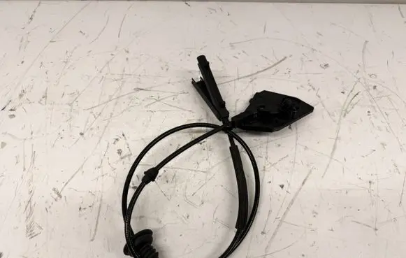 Porsche Cayenne (92A) Engine bonnet/hood lock release cable CAY2LINK1 7P5823535