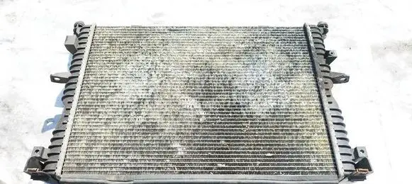 Land Rover Discovery Coolant radiator PCC001050