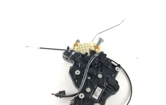 Volkswagen Caddy Sliding door lock 2K0843654BD H0011FC 35351
