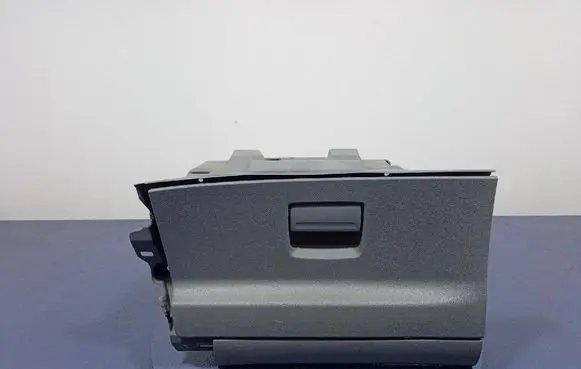 Ford S-MAX Glove box 6M21U06010