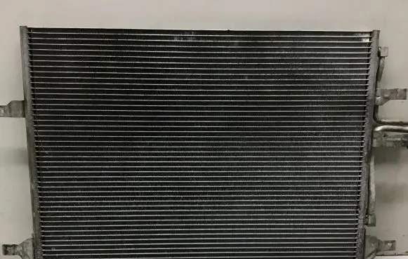 Volvo XC60 A/C cooling radiator (condenser)