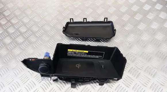 Lexus RX 450H Wireless charging module 861C048020