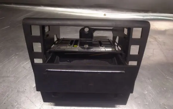 Skoda Superb B5 (3U) Glove box ZB6Y0858332