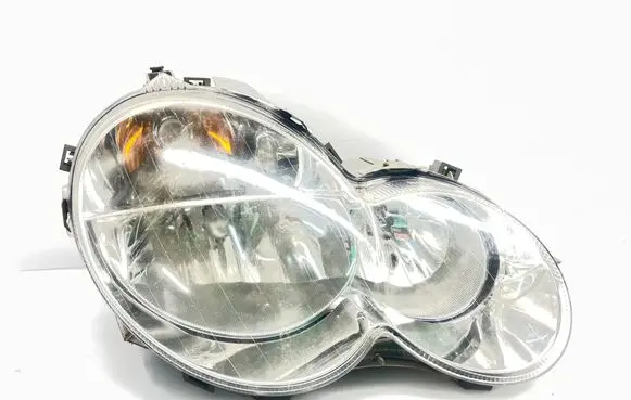 Mercedes-Benz C W203 Headlight/headlamp 15084600