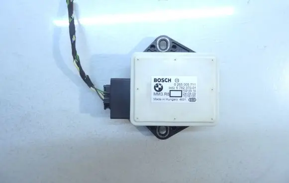 BMW 5 E60 E61 ESP acceleration yaw rate sensor 6782370 0265005711