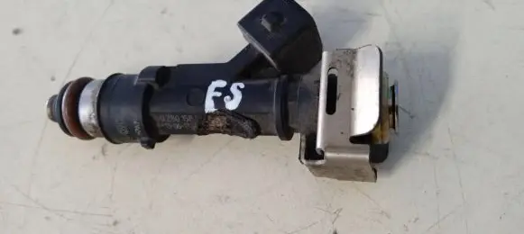 Opel Zafira C Fuel injector 0280158822
