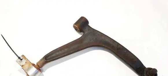 Citroen Xsara Picasso Front lower control arm/wishbone