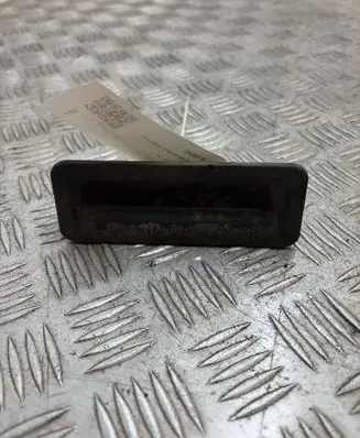 KIA Sportage Tailgate opening switch 