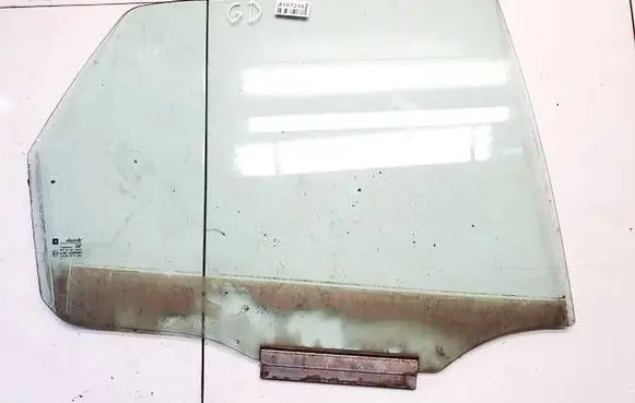 Opel Vectra B Rear door window glass as2