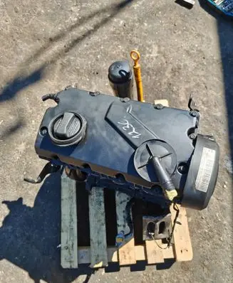 Volkswagen PASSAT B5.5 Engine AWX