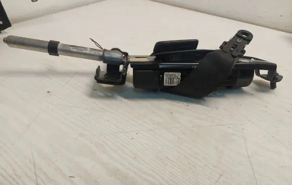 Volvo V50 Front seatbelt 6090888r0a