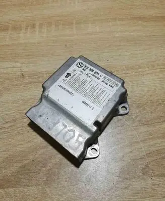 Volkswagen Tiguan Airbag control unit/module 1K0909605C