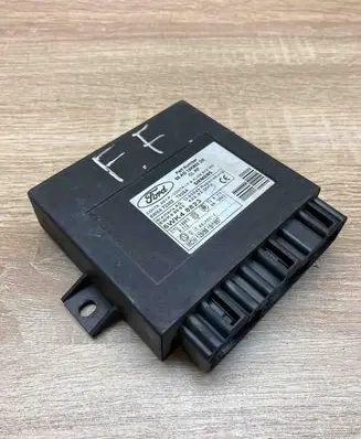 Ford Focus Comfort/convenience module 98AG15K600DE 5WK47230Z
