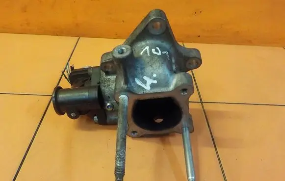 Honda Civic IX Throttle body valve 120101040