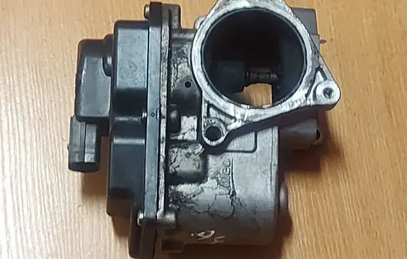 Audi A4 S4 B8 8K EGR valve 03L131501G