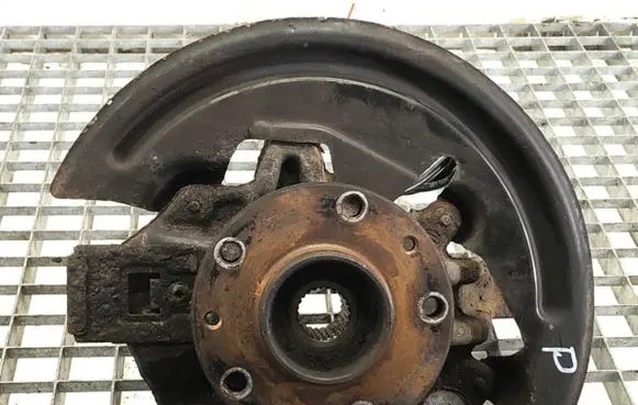 Renault Megane III Front wheel hub spindle knuckle
