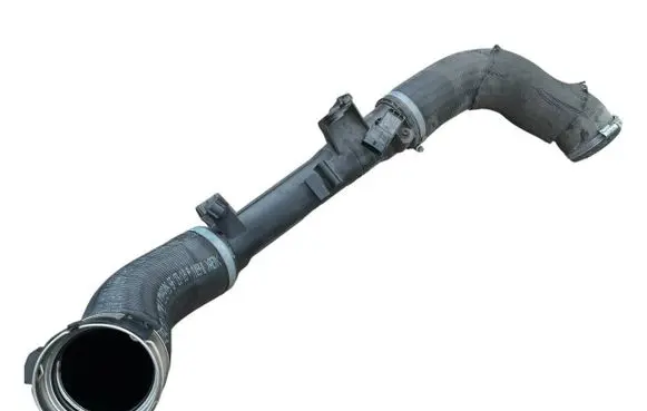 Volvo S60 Intercooler hose/pipe 31422153