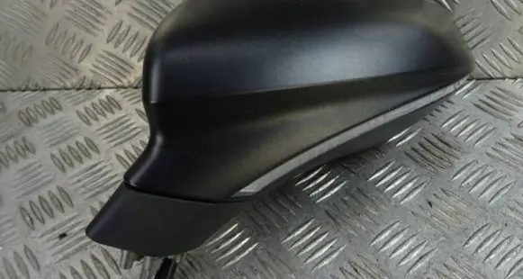 Cupra Formentor Front door electric wing mirror SA0004038
