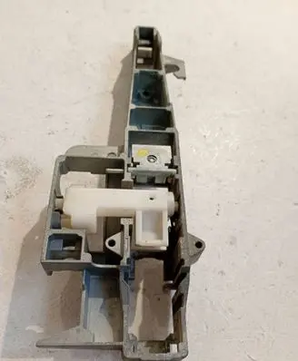 Peugeot 407 Front door exterior handle 131064