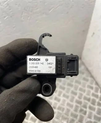 KIA Sorento ESP acceleration yaw rate sensor 0265005142 95640M1200