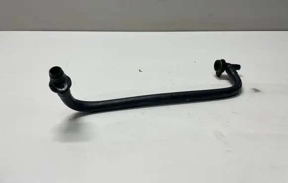 Volkswagen Golf VII Breather hose/pipe 04E103202G
