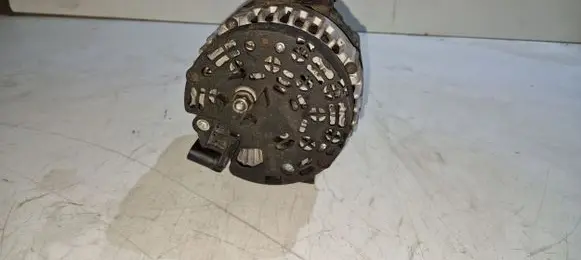 Mercedes-Benz E W211 Generator/alternator A0131547002