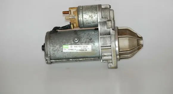 Mercedes-Benz E W211 Starter motor A0051511301