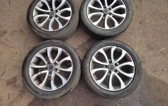 Hyundai i40 R17 alloy rim 