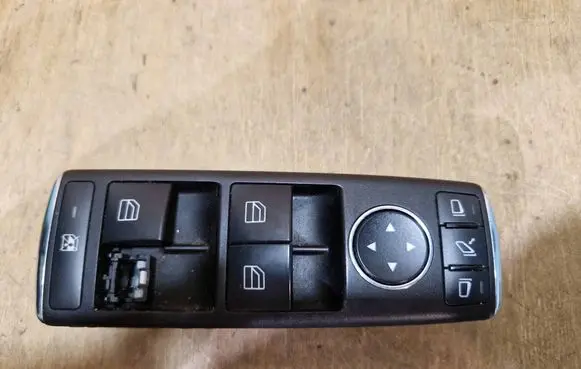 Mercedes-Benz E C207 W207 Electric window control switch A2128208310 10007570