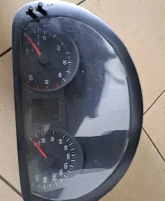 Volkswagen Crafter Speedometer (instrument cluster) 9064467921
