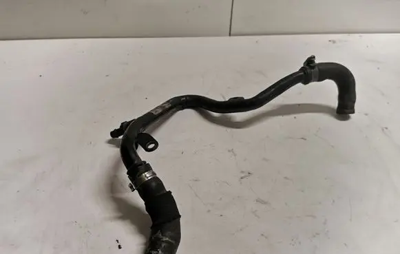 Audi A5 8T 8F Engine coolant pipe/hose 059121070A