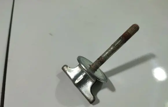 Honda Jazz Spare wheel bolt 