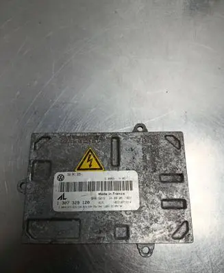 Volkswagen Touran I Headlight ballast module Xenon 035500018 1K0941329 1307329120