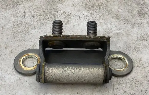 Toyota Prius (XW20) Tailgate/trunk/boot hinge