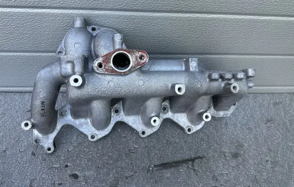 Nissan Patrol Y61 Intake manifold 14003VC102
