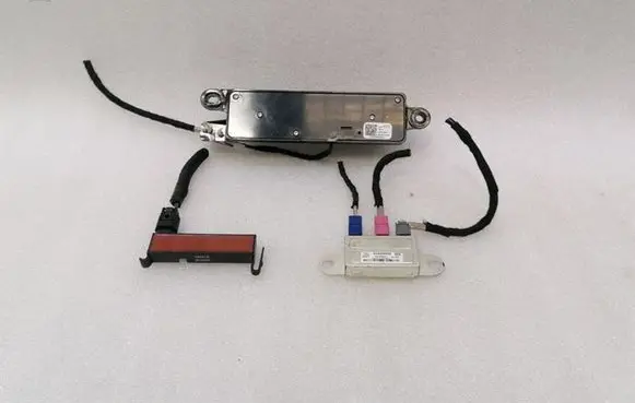 Chevrolet Corvette Aerial antenna amplifier 22964579