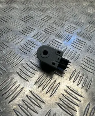 KIA EV6 Alarm relay 957103l010