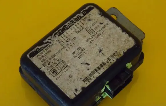 Hyundai Accent Immobilizer control unit/module 95400-22001 9540022001 347911-1000