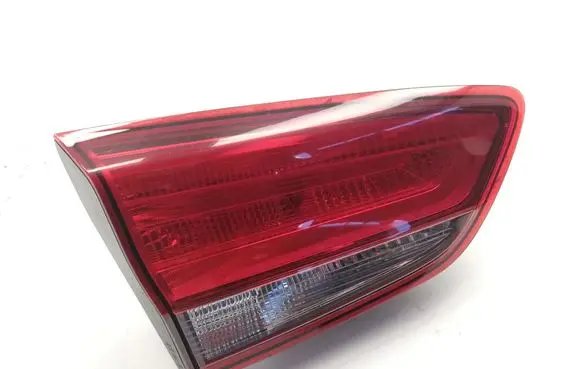 Hyundai i30 Tailgate rear/tail lights 