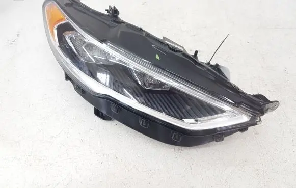Ford Fusion II Headlight/headlamp HS7313E014 HS7313E014AH N5WQN