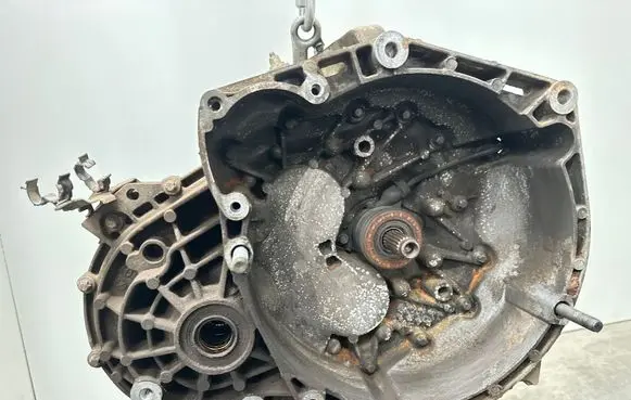 Opel Combo D Manual 6 speed gearbox 55220248