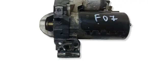 BMW 5 GT F07 Starter motor 8574102