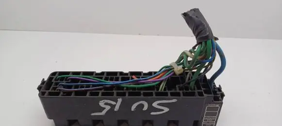 Subaru Outback (BS) Fuse module 0UTLET 20a
