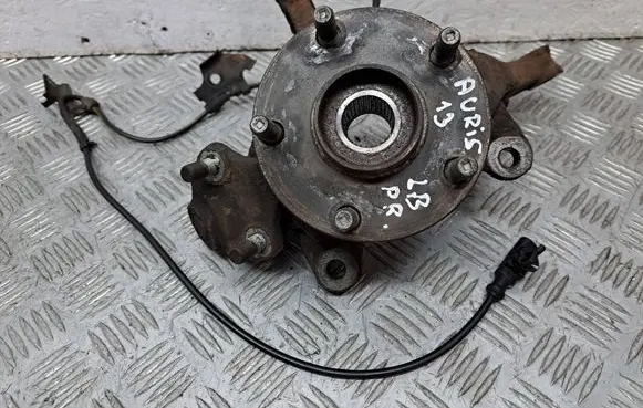 Toyota Auris 150 Front wheel hub 4355002020 0182ACA30MF 3DACF041D3KRA