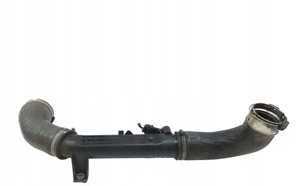 Volvo V60 Intercooler hose/pipe 31422153
