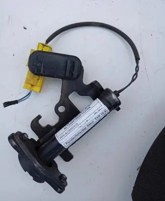 BMW X6 F16 Pedestrian airbag 7326019 AL730169023