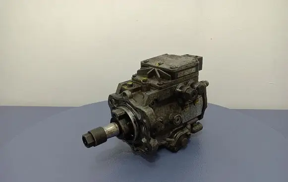 BMW 3 E36 Fuel injection high pressure pump 0470504005