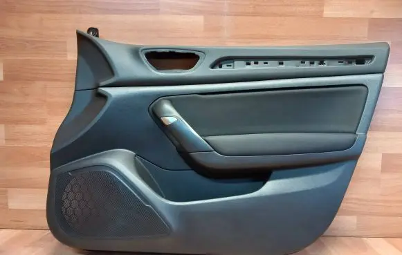 Renault Megane IV Front door card panel trim 809009313R