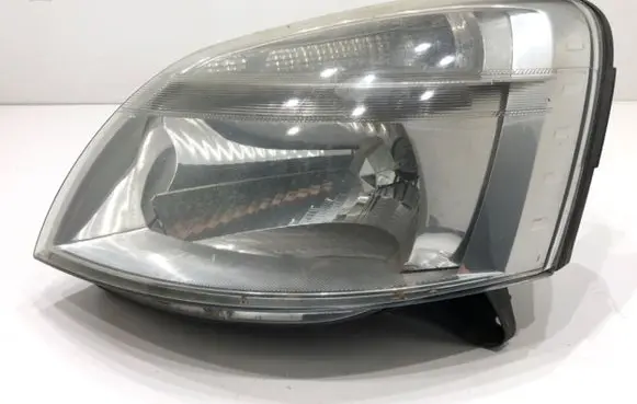 Peugeot Partner Headlight/headlamp